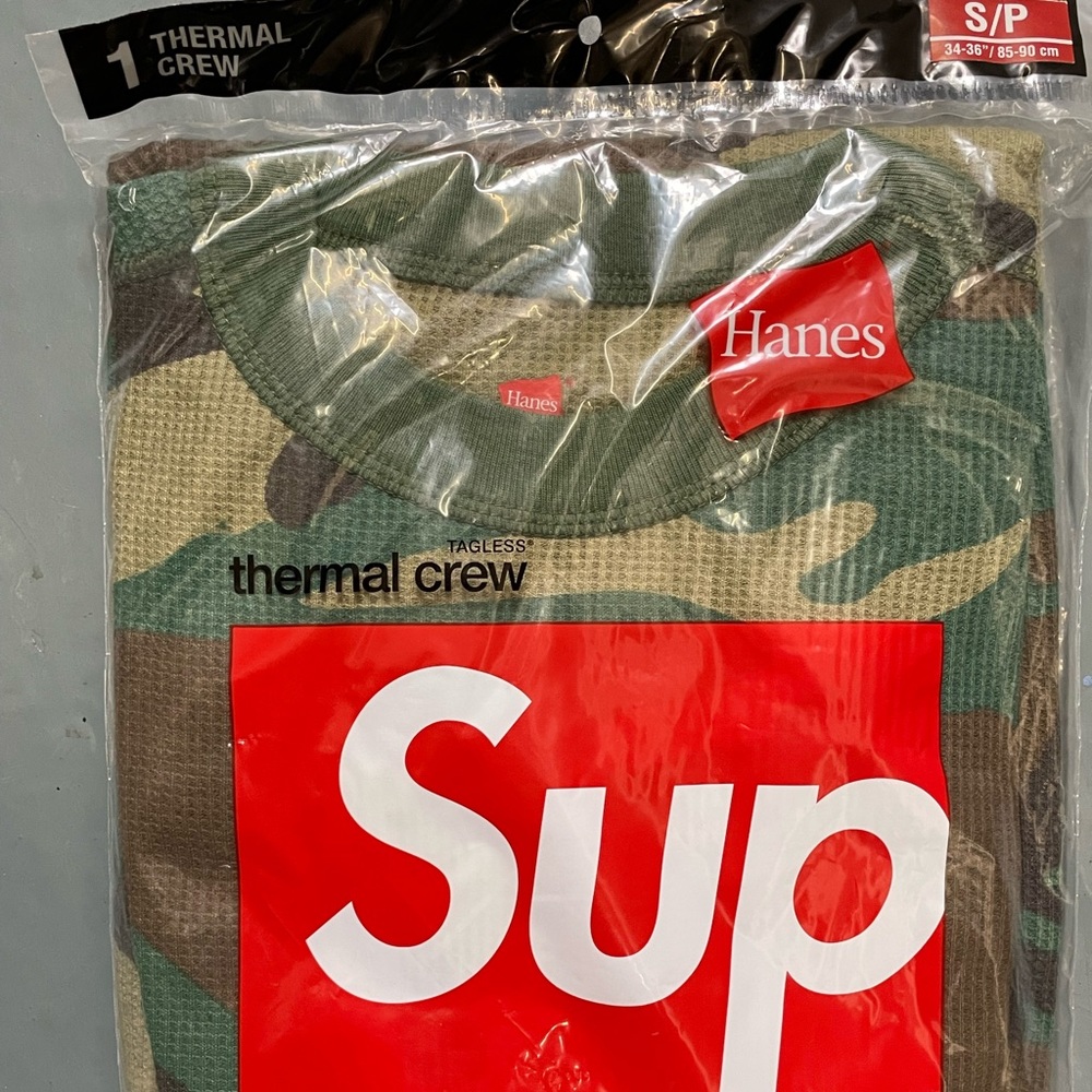 Supreme Hanes thermal size small camo color